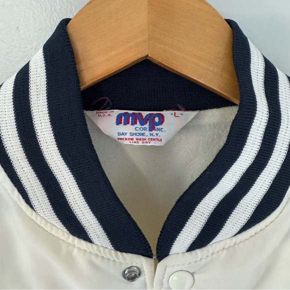 Penn State MVP White and Blue Striped Bomber Jacket - Picture 5 of 7